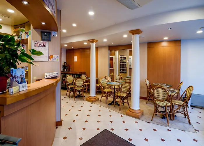 Grand Du Bel Air Париж