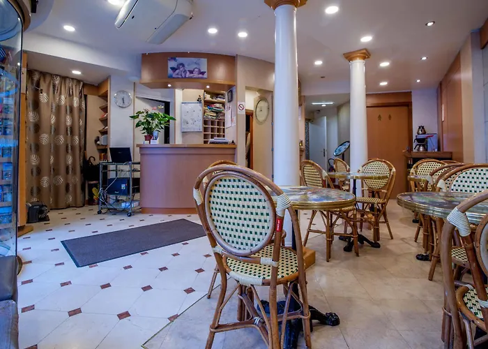 Отель Grand Du Bel Air 2*